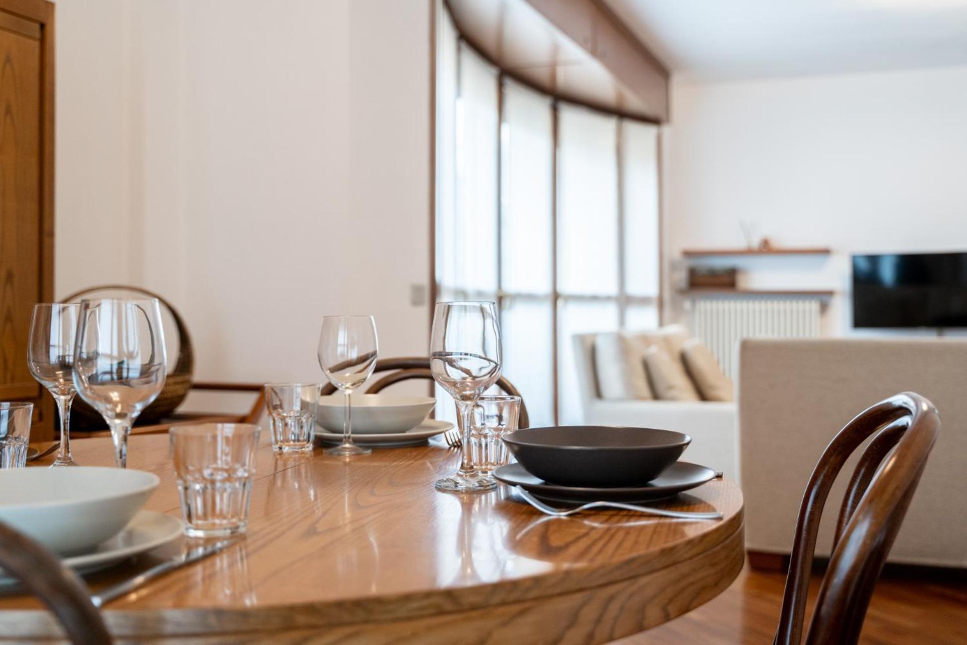 Spacious Bright Apartment Near City Center And Como Lake With Air Conditioning Леко Екстериор снимка