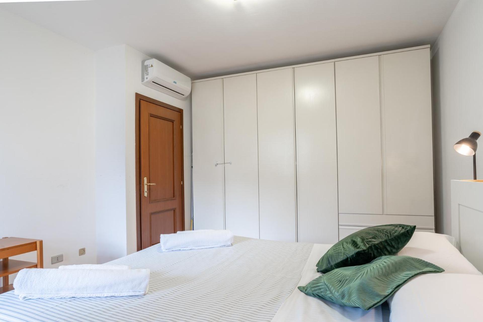 Spacious Bright Apartment Near City Center And Como Lake With Air Conditioning Леко Екстериор снимка