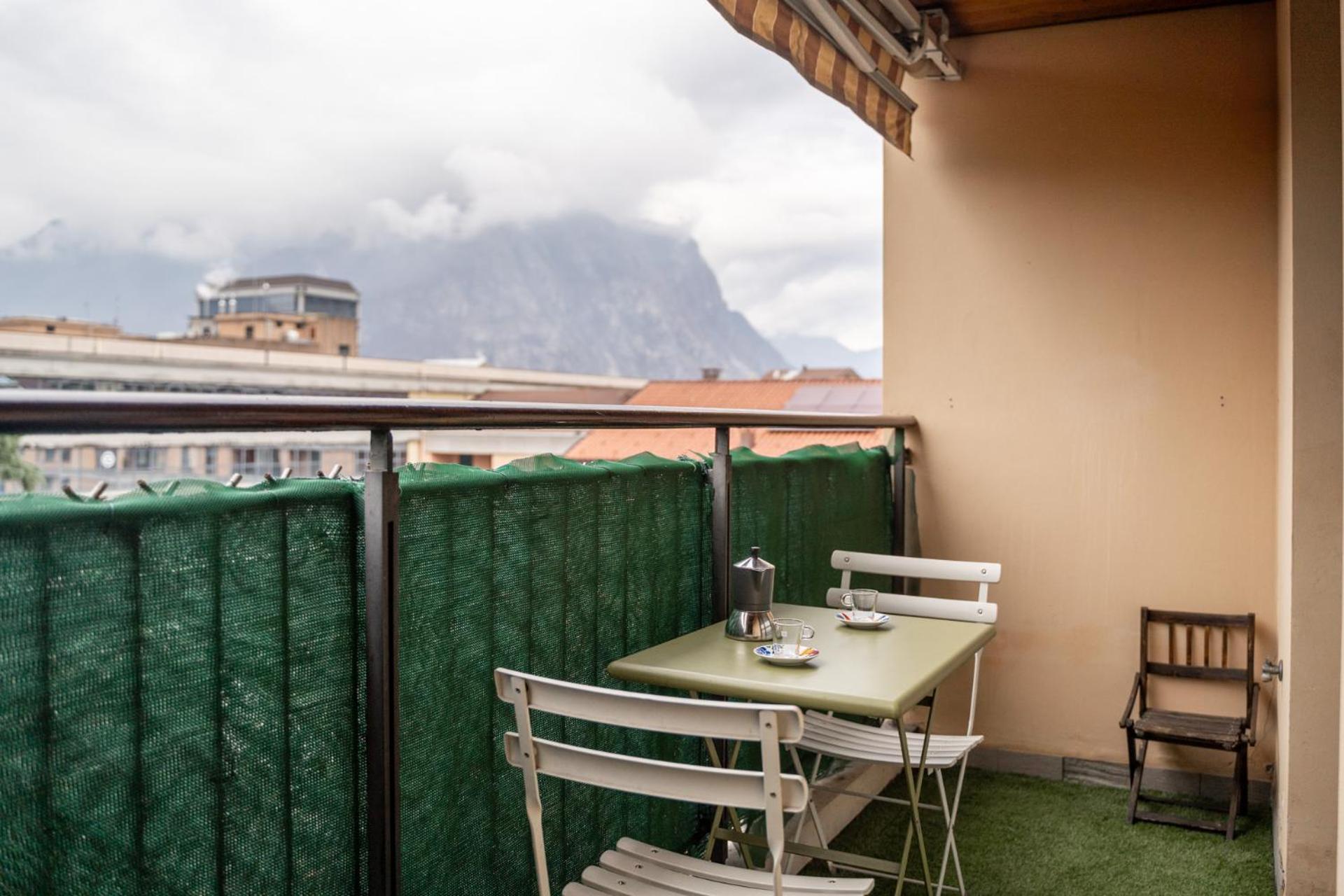 Spacious Bright Apartment Near City Center And Como Lake With Air Conditioning Леко Екстериор снимка